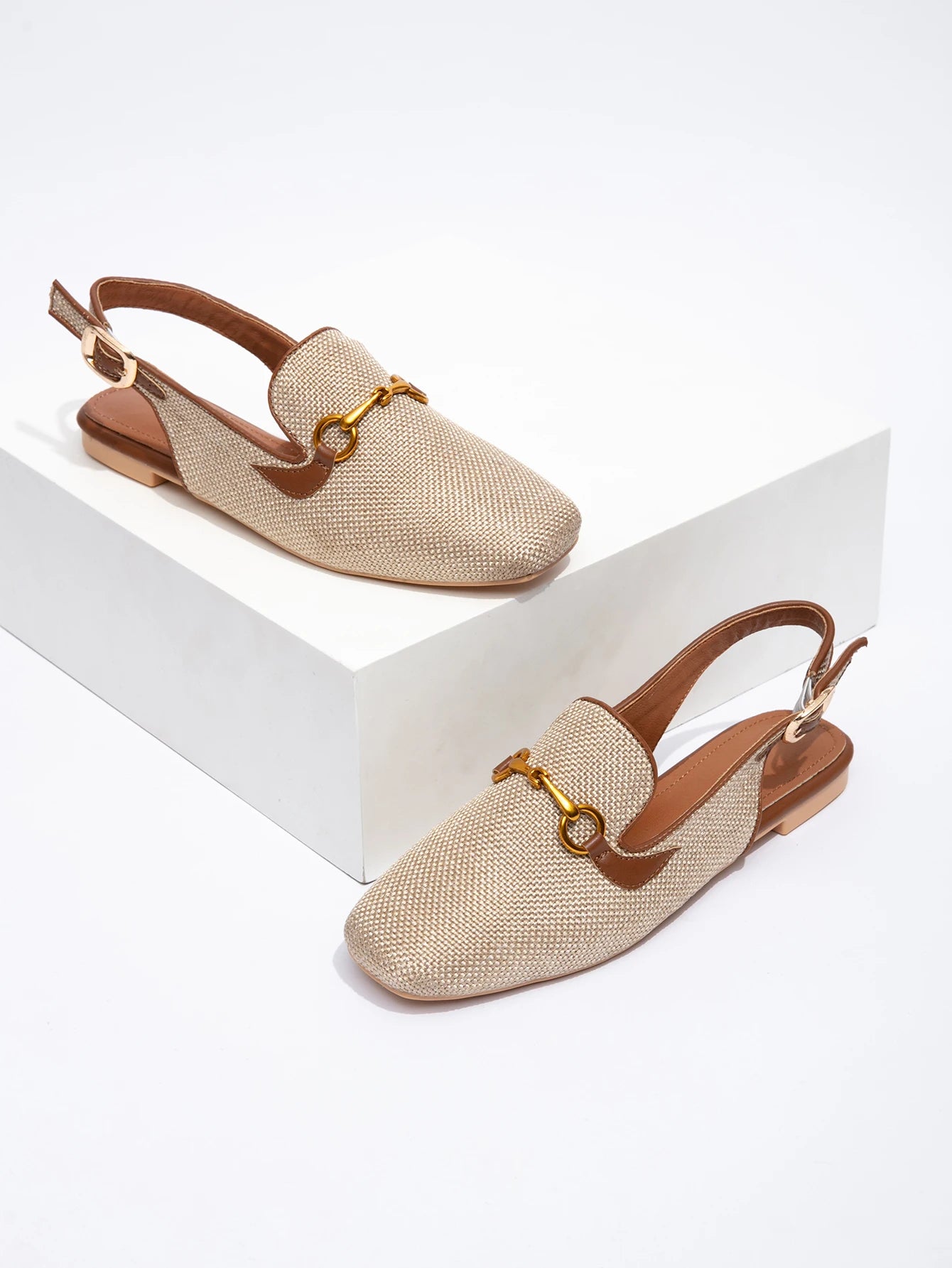 Ladies' Summer Low Heeled Sandals with Sexy Exposed Straps Buckle Decoration slip Cover Waterproof Ladies' Sandals