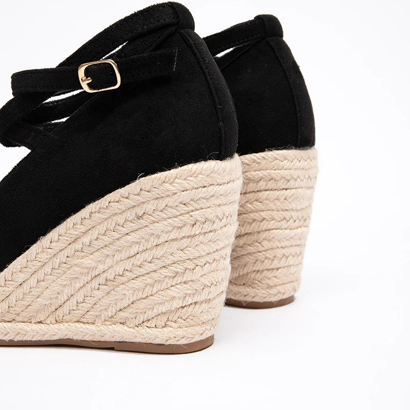 New Fashion Women's Closed Toe Slope Heel Sandals Thick Bottom Ankle Strap Wedge Sandals Summer Ladies Sandals