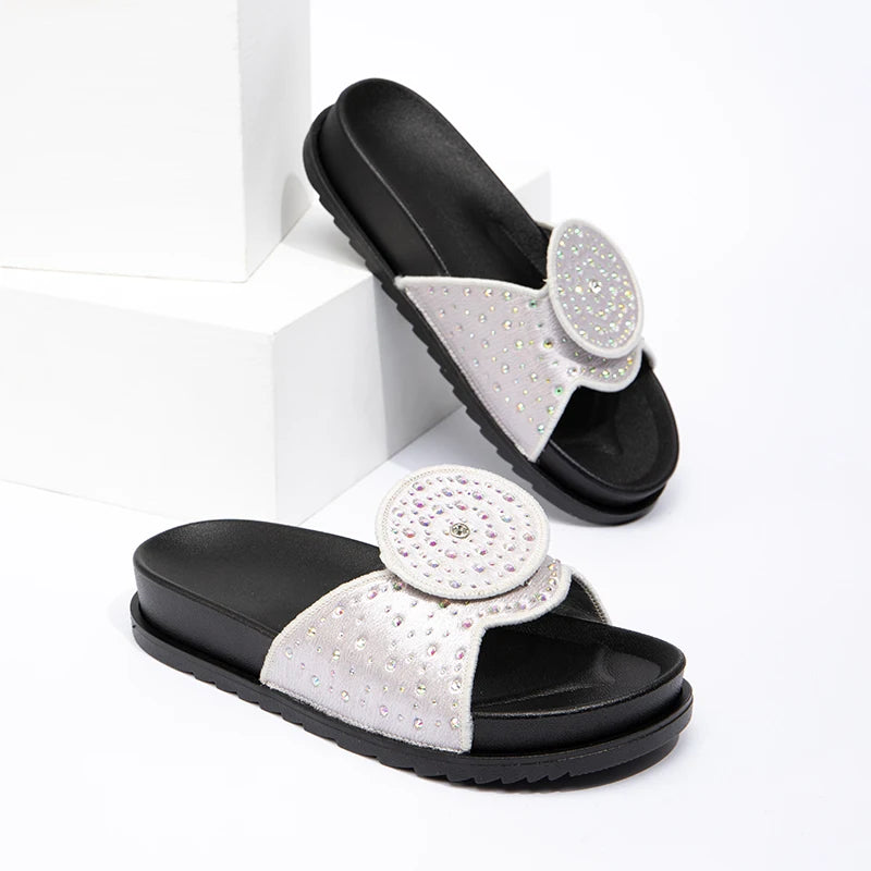 Latest Women's Soft Slippers and Sandals Summer and Spring Women's Fashion Shining Luxury Flat Slippers